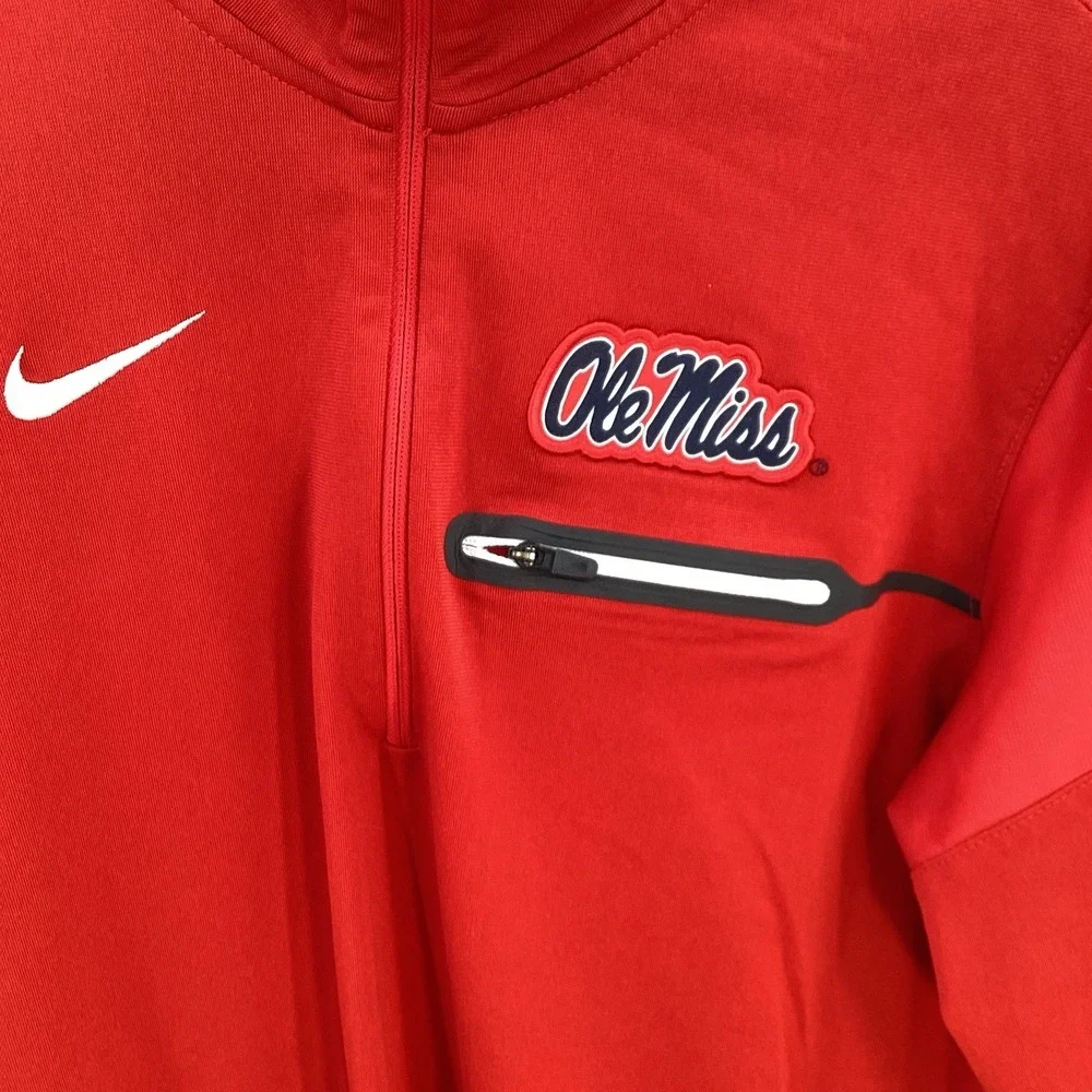 Men's Nike Ole Miss‎ Rebels Long Sleeved Performance 1/4 Zip Red Small